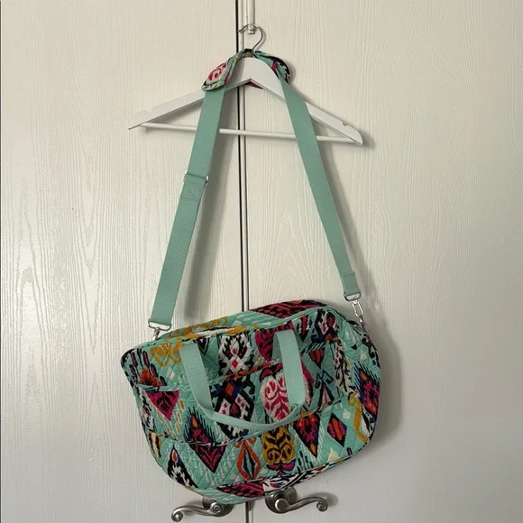 Vera Bradley Travel Duffel Bag NEW - Picture 2 of 5